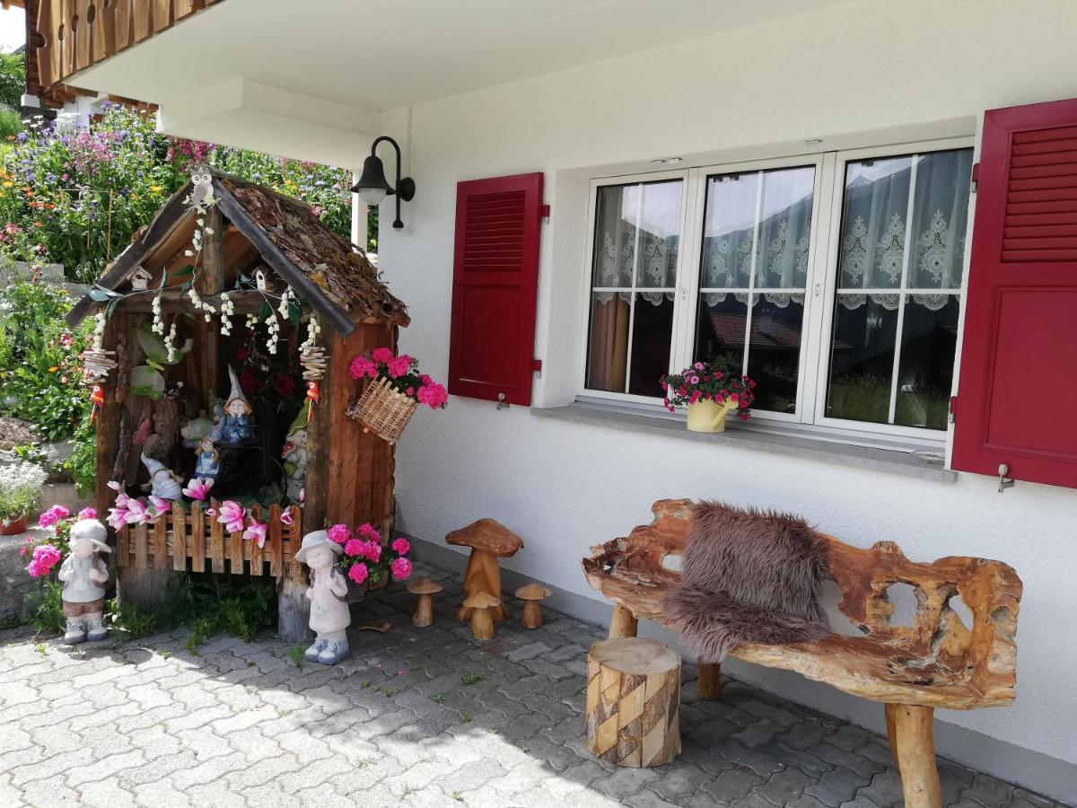 Ferienwohnung Casa Ursina Седрун Екстериор снимка